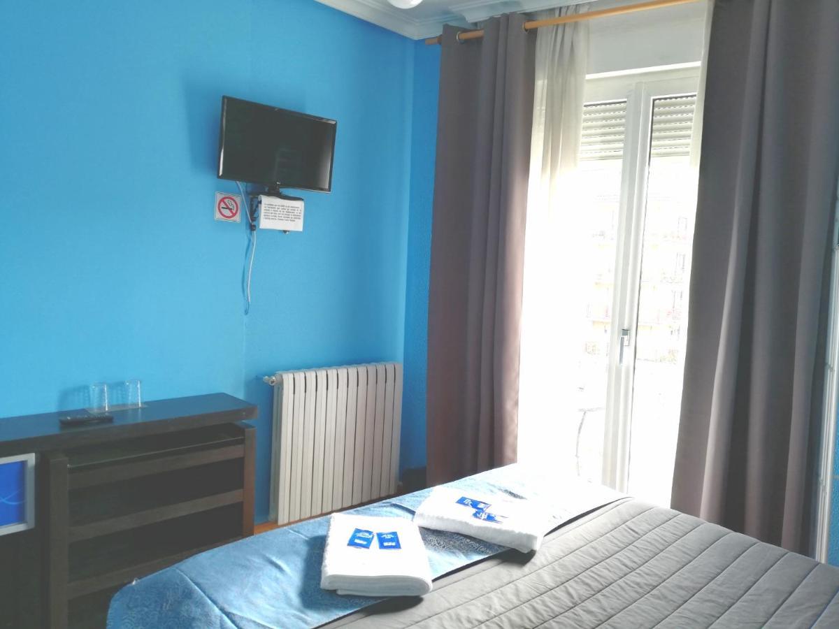 Txoko Maitea Pentsioa Hotel Urnieta Buitenkant foto