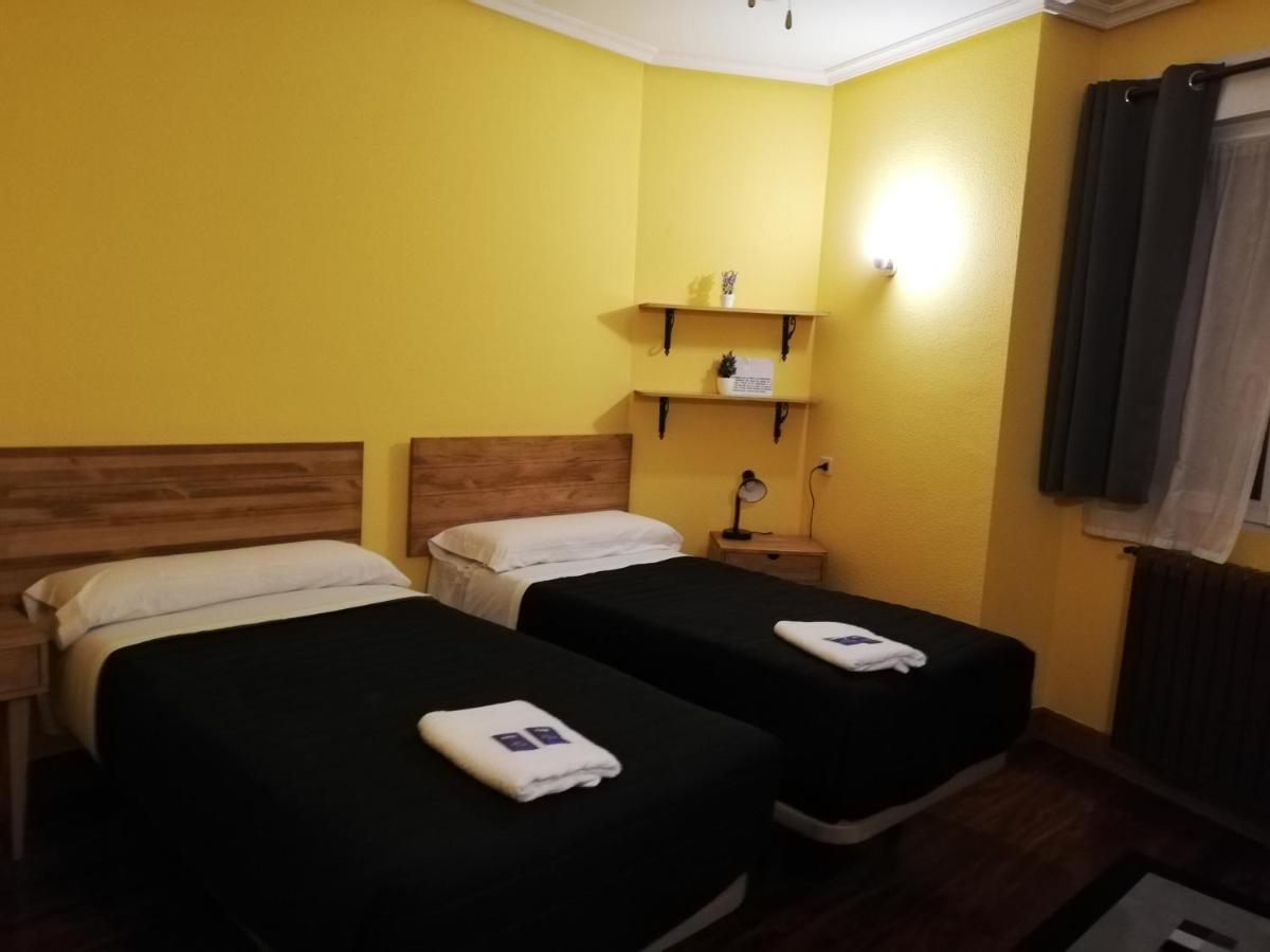 Txoko Maitea Pentsioa Hotel Urnieta Buitenkant foto