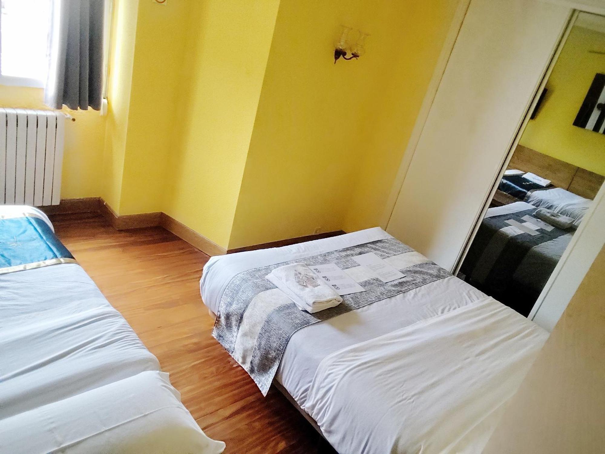 Txoko Maitea Pentsioa Hotel Urnieta Buitenkant foto