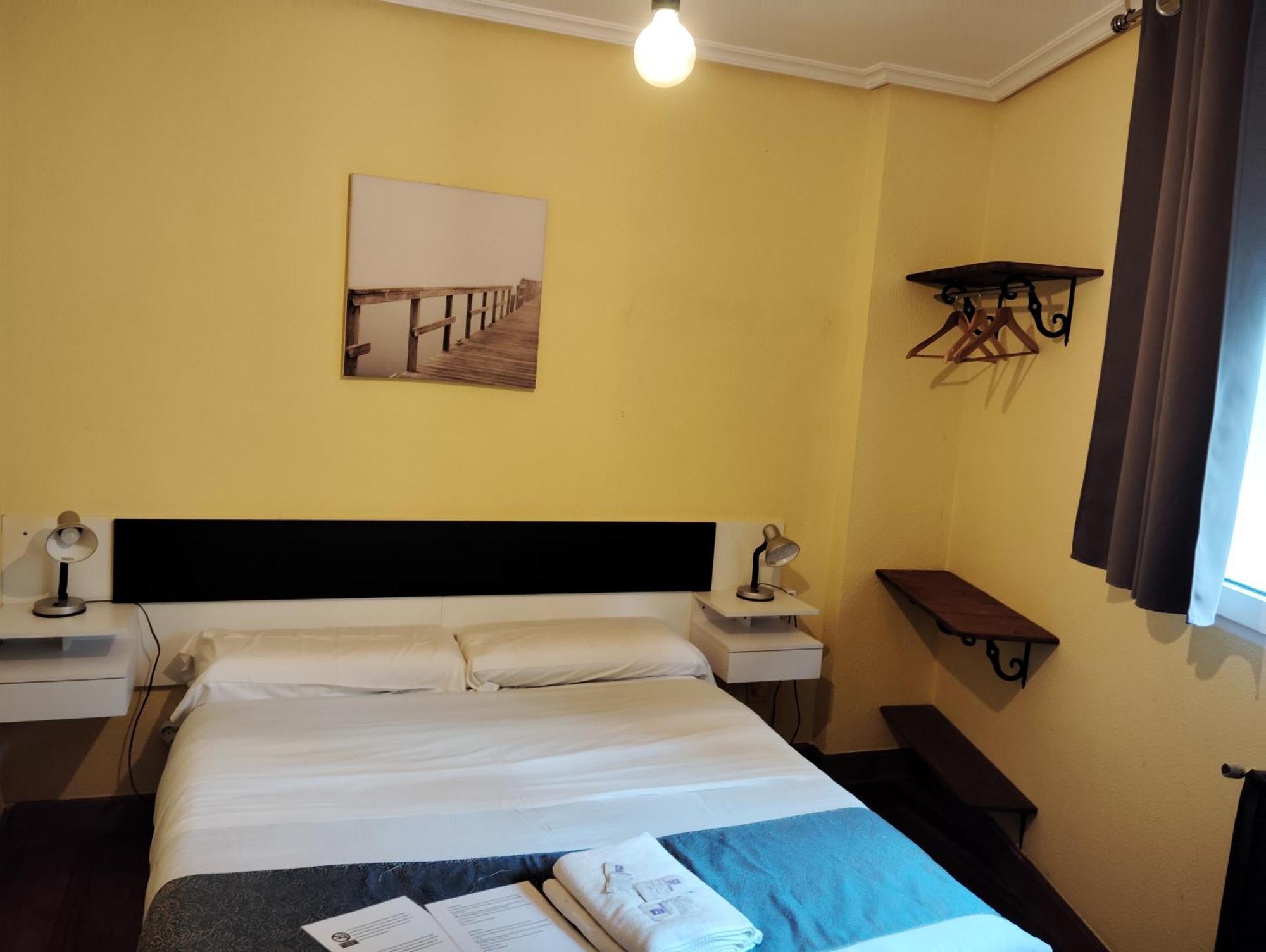 Txoko Maitea Pentsioa Hotel Urnieta Buitenkant foto